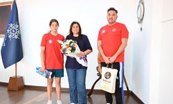 Başkan Çerçioğlu’na Aydın’ın gururu olan genç sporcudan ziyaret