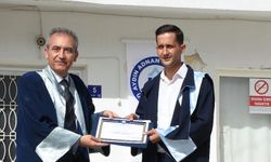 Aydınlı Emre Çelebi  üçüncü üniversitesini birincilikle bitirdi!