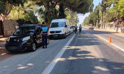 Aranması olan 6 kişi festival yolunda yakalandı