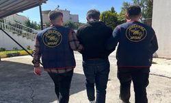 Hırsızlık suçundan aranan şahıs JASAT'tan kaçamadı