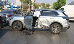 Kırmızı ışık ihlali kaza getirdi: 1 yaralı