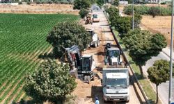 Aydın'ın tüm ilçelerinde yol yapım çalışmaları sürüyor