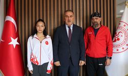 Aydınlı Mina, Türkiye'yi temsil edecek