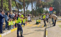 Nazilli’de 45 öğrenci trafik dedektifi oldu