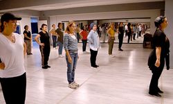 Kuşadası’nda halk dansları kurslarına yoğun ilgi