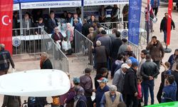 Karacasulu vatandaşlar ata tohumlarından üretilen fidelerle buluştu