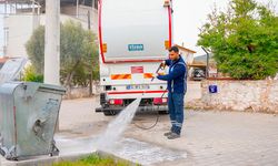 Akbük’te temizlik çalışmaları hız kesmeden devam ediyor