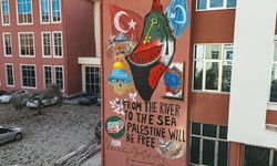 Filistin için duvarları boyadılar