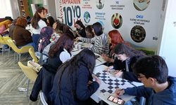 Yılın son resim atölyesi renkli anlara sahne oldu