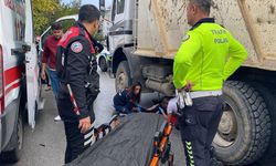 Aydın’da kamyonun altında kalan kurye ağır yaralandı