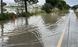 İncirliova’da yollar göle döndü