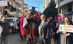 Başkan Kaya, toplu açılışa develerle geldi