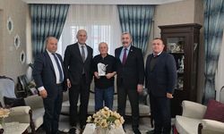 Ömrünü öğrencilerine adayan Varol öğretmen unutulmadı