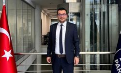 Semih Akgün: Türk Bayrağı  milletin namusudur