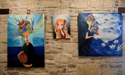 İbramaki Sanat Galerisi ‘Çinilerin Dansı’ sergisine ev sahipliği yapmaya başladı