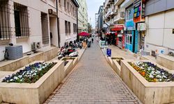 Başkan Yetişkin’den Efeler’e renk katan çalışma