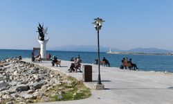 Kuşadası, Mart ayında yazı yaşadı