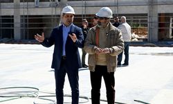 Kuşadası Kent Meydanı'nda çalışmalarda sona gelindi