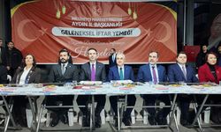 Bakan Bayraktar MHP’nin Aydın’daki iftar programına katıldı