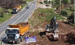 Büyükşehir Belediyesi Akbük'te yol yenileme çalışmalarını sürdürüyor