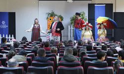 Büyükşehir Belediyesi Köşk’te minikleri tiyatroyla buluşturdu
