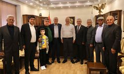 Başkan Kıvrak, bayramı hemşehrileriyle kutladı