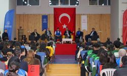 Bakan Yardımcısı Eminoğlu, Köşk’te gençlerle buluştu