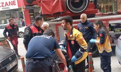 “Korkarım” deyip asansörü reddetti: Kırık ayağıyla 4 kat indi