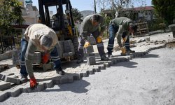 Kuşadası'nda yol tamiratlarına hız verildi