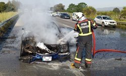 Aydın’da otomobil küle döndü