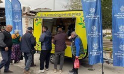 Büyükşehir Belediyesi'nin çorba ikramı beğeni topluyor