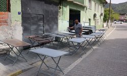 Cemiyetlerin vazgeçilmezi demir masalar sezona hazırlanıyor