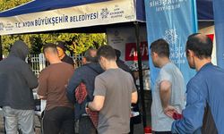 Büyükşehir Belediyesi vatandaşlarla bayramlaştı
