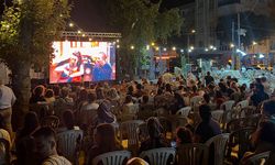 Buharkentliler açık hava sinemasında buluştu