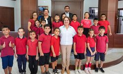 Başkan Gençay minik misafirlerini ağırladı