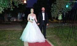 Ekin ve Yasin hayatlarını birleştirdi