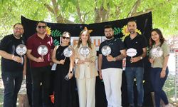 Tek öğretmenli okulun öğrencileri mezuniyet sevinci yaşadı