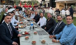 Berber ve kuaförler dayanışma gecesinde buluştu