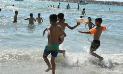 Kuşadası Belediyesi Nusaybinli çocukları denizle buluşturdu