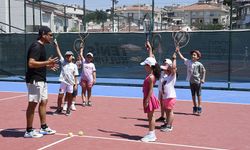 Kuşadası’nda  Yaz Spor Okulları kapılarını açtı