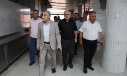 Rektör Kent, ADÜ Merkez Yemekhanesini inceledi