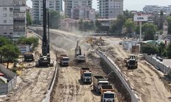 Yeni Dörtyol Köprülü Kavşağı'nda çalışmalar sürüyor