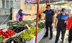 Efeler'deki pazarlarda etiket ve fiyat denetimi yapıldı