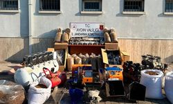 Kaçak sigara imalathanesine baskın!