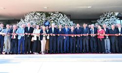 Başkan Maraş, EBSO'nun yeni hizmet binasının açılışına katıldı