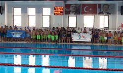 Söke'de çocuklar yüzme eğitimini başarıyla tamamladı