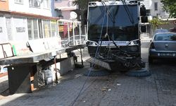 Kuşadası’nda temizlik mesaisi 7/24 sürüyor