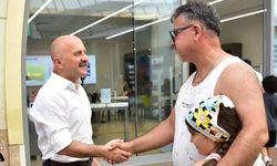 Vali Varol, alışveriş merkezinde vatandaş ve esnafla buluştu