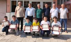 Nazilli’de hafızlığını tamamlayan öğrencilere belgeleri verildi