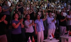 Didim’de halk konserine yoğun ilgi
